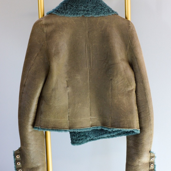 Rick Owen’s Shearling Jacket in Olive Green - Picture 5 of 9